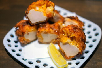 唐揚げとレモン