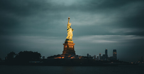 statue of liberty © Mince