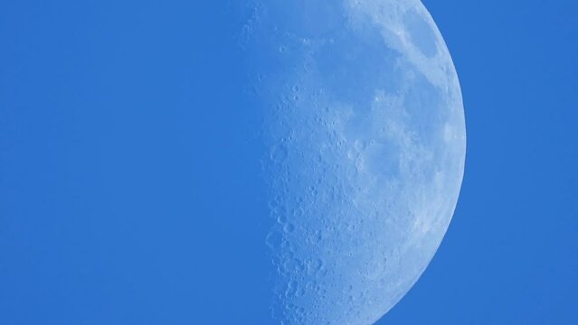 Moon in Daytime: On this day the Moon was in a Waxing Crescent Phase. Best seen in the west after the sun dips below the horizon at sunset. 
