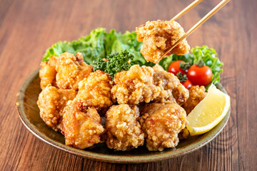 鶏のから揚げ