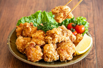 鶏のから揚げ