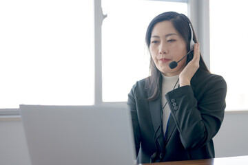 対応になれたオペレーター