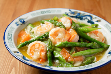 エビとアスパラの中華炒め