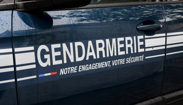 Vehicule de gendarmerie