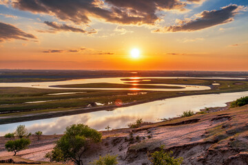 Obraz premium Sunset in Liujiazi, Dulbert Mongolian Autonomous County, Daqing City, Heilongjiang Province, China.