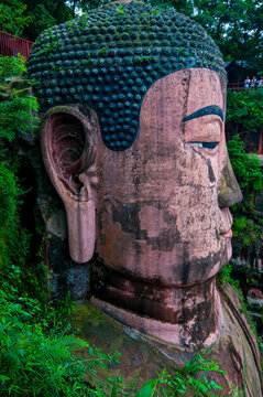 Leshan Giant Buddha, the largest stone Buddha on earth, Mount Emei Scenic Area, UNESCO World Heritage Site, Leshan, Sichuan, China