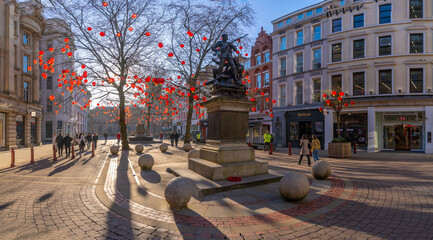View of Soldatendenkmal Sud Afrika 1899-1902 in Ann's Square, Manchester, Lancashire, England