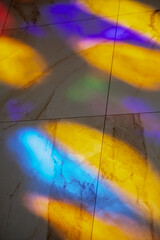 Obraz premium Background of colored sun rays