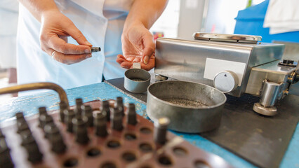 Cartridge case - container for the propellant powders.