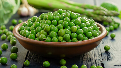 Green peas in a bowl.