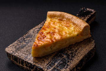 Delicious quiche with broccoli, chicken or salmon and cheese