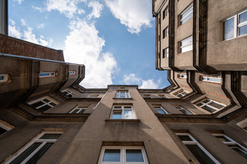 Łódzka kamienica. © Tomasz Warszewski