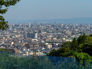 高尾山から見る八尾市の風景