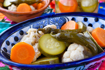 メキシコの野菜のエスカベーチェ 
Escabeche,Mexican Pickled Vegetables（Verduras en escabeche,Escabeche de verduras)
