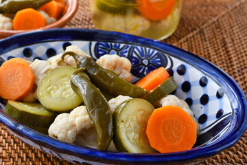 メキシコの野菜のエスカベーチェ 
Escabeche,Mexican Pickled Vegetables（Verduras en escabeche,Escabeche de verduras)
