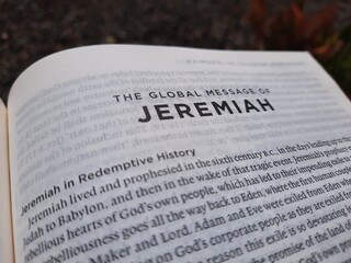 Fototapeta premium close up photo of a Bible page