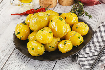 Hot boiled baby potato with oil