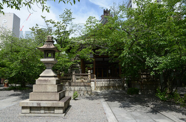 天孫神社　拝殿と石灯篭　滋賀県大津市