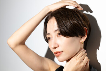 美しい女性のビューティーポートレート