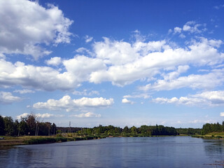 Zalew w Lubańkach położony w pobliżu Krasnegostawu. Maj 2024