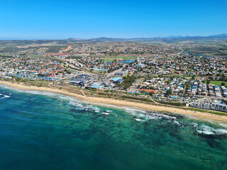 Obraz premium Aerial view of beach and coastline