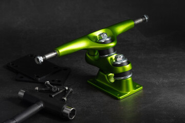 Green double kingpin truck