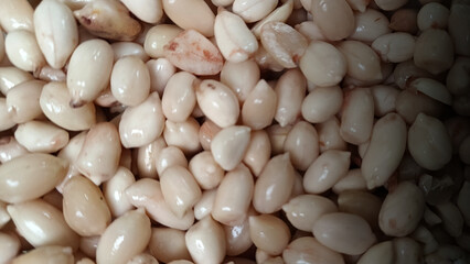 Peanuts are being peeled