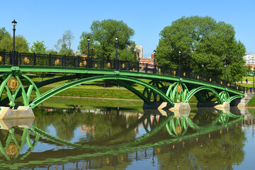 Fototapeta premium Tsaritsyno Park . West arch bridge on Middle Pond in Moscow