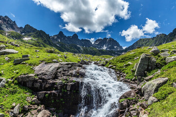 The spring colors of the Altıparmak Mountains and the streams and waterfalls they create