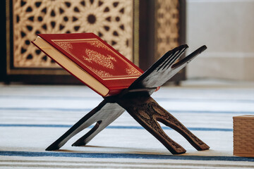 Photo of the Quran in the mosque