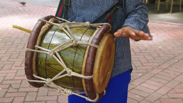 Street musicians in the Dominican Republic