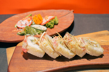 sushi rolls with salmon