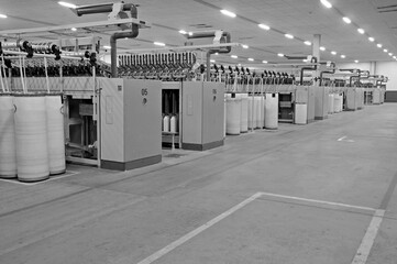 Obraz premium Spinning mill equipment in the workshop