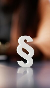 Paragraph Court Law Tech On Computer