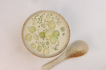 Sai Mai Lo is Chinese New Year Honeydew Sago.