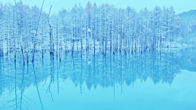 雪の青い池⑥