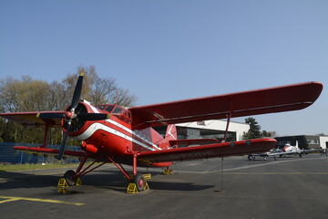 Doppeldecker Flugzeug
