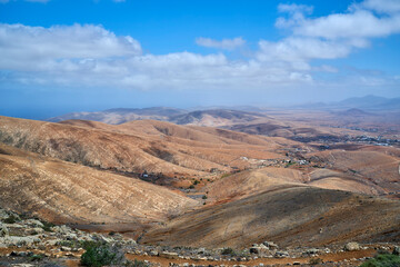 Vulkanlandschaft der kanarischen Insel Fuerteventura
