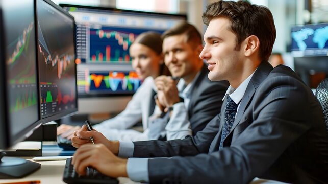 Collaborating on Financial Analysis in the Modern Workplace