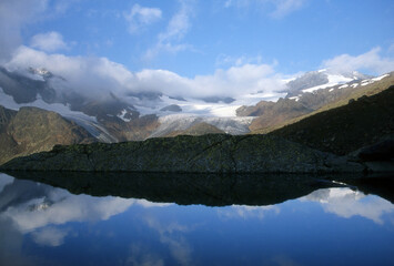 Malerische Seen auf der Hochtour durch die Stubaier Alpen, Österreich - Gletschertour 2002