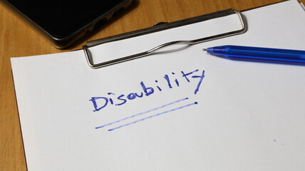 Richiesta di invalidità della previdenza sociale con modulo di registrazione e spazio bianco per...