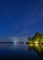 Nachthimmel am Starnberger See bei Tutzing, Bayern Deutschland