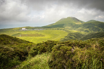 Fototapeta premium Mount Eboshi, Eboshidake Near Mount Aso, Kyushu, volcano, caldera, mountains, hike, trekking