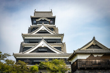 Fototapeta premium kumamoto castle, newly restored, japanese culture, samurai, kumamoto, japan, asia