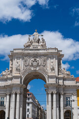 Obraz premium Rua Augusta Arch is a triumphal, historical building in Lisbon on Commerce Square, Portugal