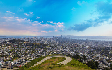 USA, California, Panoramic San Francisco skyline of financial district from Twin Peaks lookout