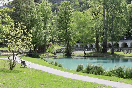 Le parc de la Schappe, parc public, ville de Brian&ccedil;on, d&eacute;partement des Hautes Alpes, France