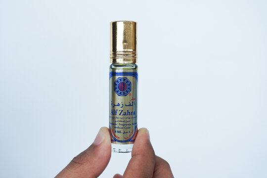 Balikpapan, 01 June 2024. alf zahra perfume made from Arabic brought as a souvenir from Mecca