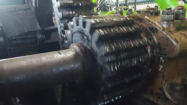 Sugarcane milking steam engine drive transmission gear