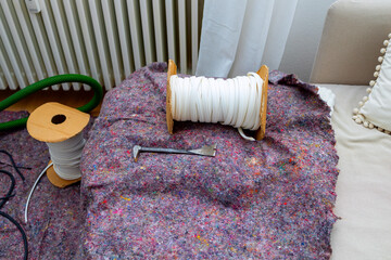 Cover tabs and cartridges with window seal